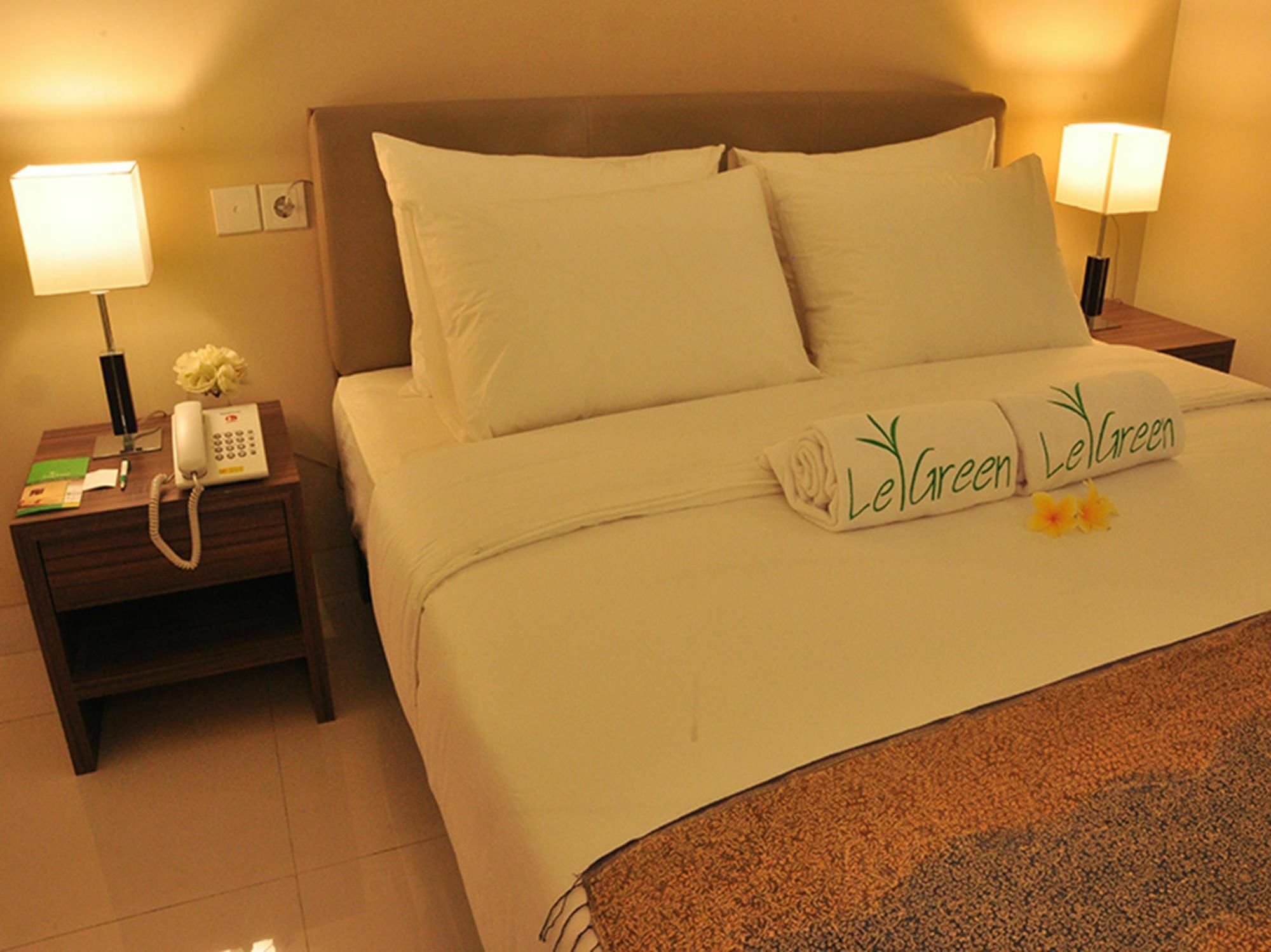 Legreen Suite Gatot Subroto Yakarta Exterior foto
